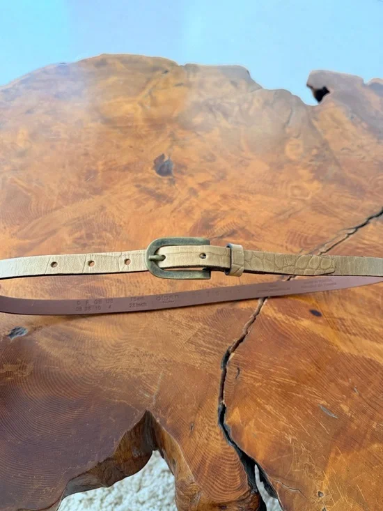 Vintage Olsen Europe Tan Leather Belt with Antique Brass Buckle size S - Picture 2 of 5